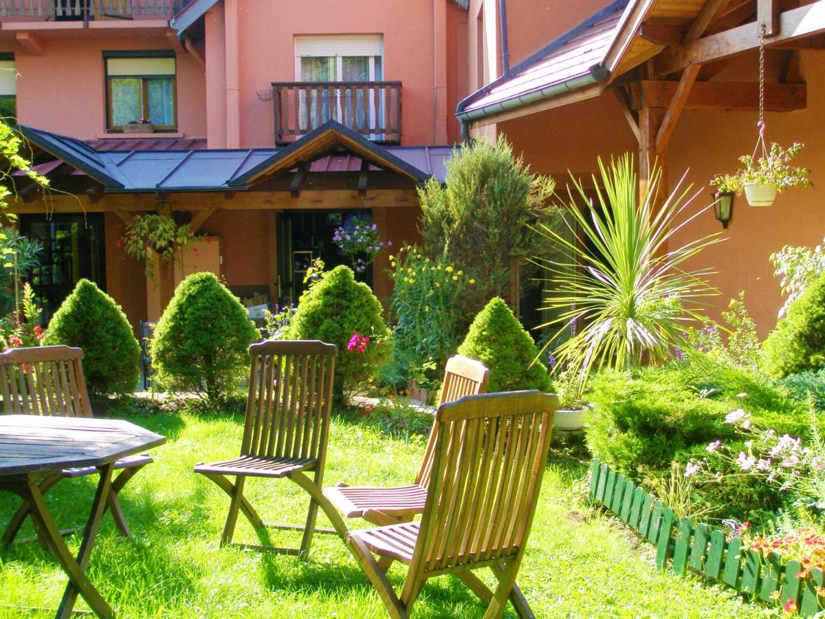 L'Auberge Des Gourmets Hotel Restaurant Le Vaudioux المظهر الخارجي الصورة