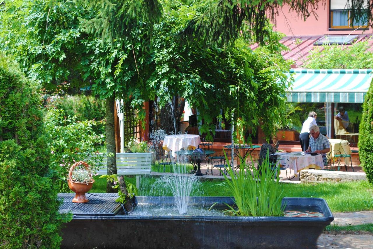 L'Auberge Des Gourmets Hotel Restaurant Le Vaudioux المظهر الخارجي الصورة